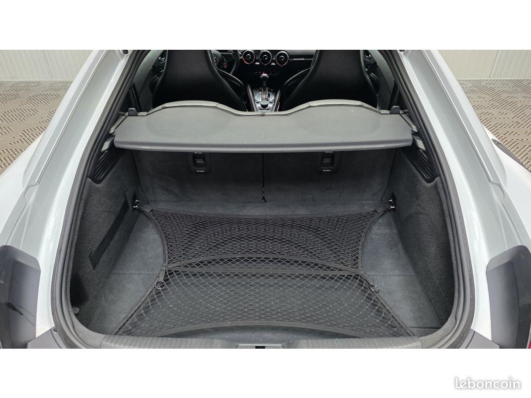 Audi ttrs 2.5 tfsi 400ch quattro s tronic 7 (image 15)