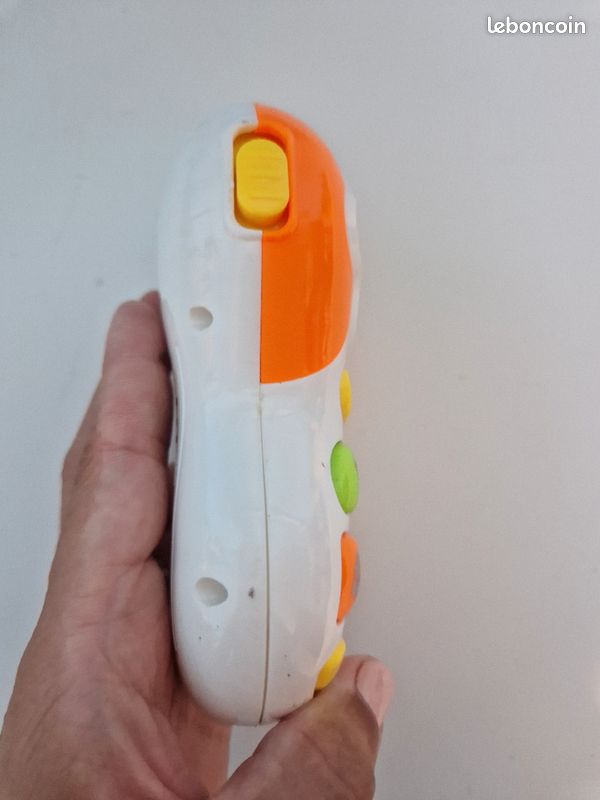 Téléphone interactif bébé (image 2)