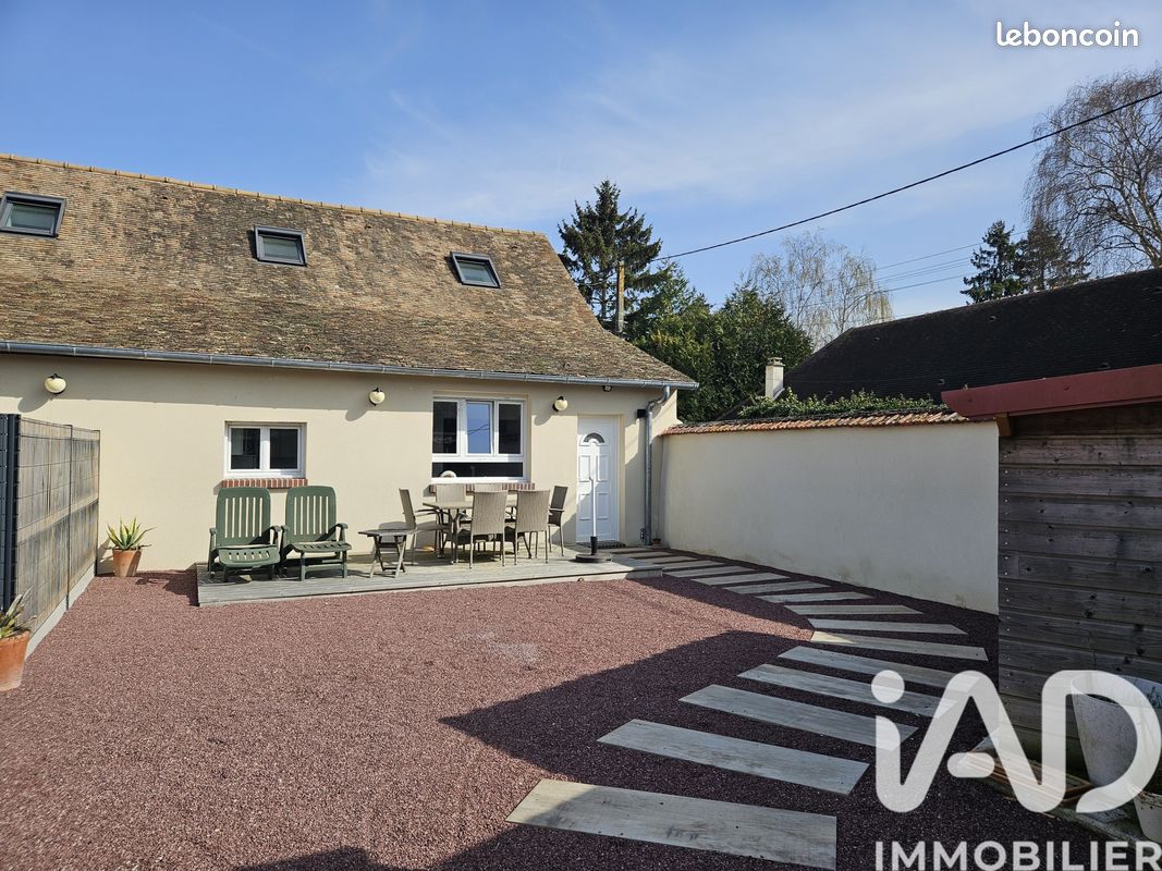 Maison 5 pièces 82 m² · à Abondant · 82 m² · 208 000 €