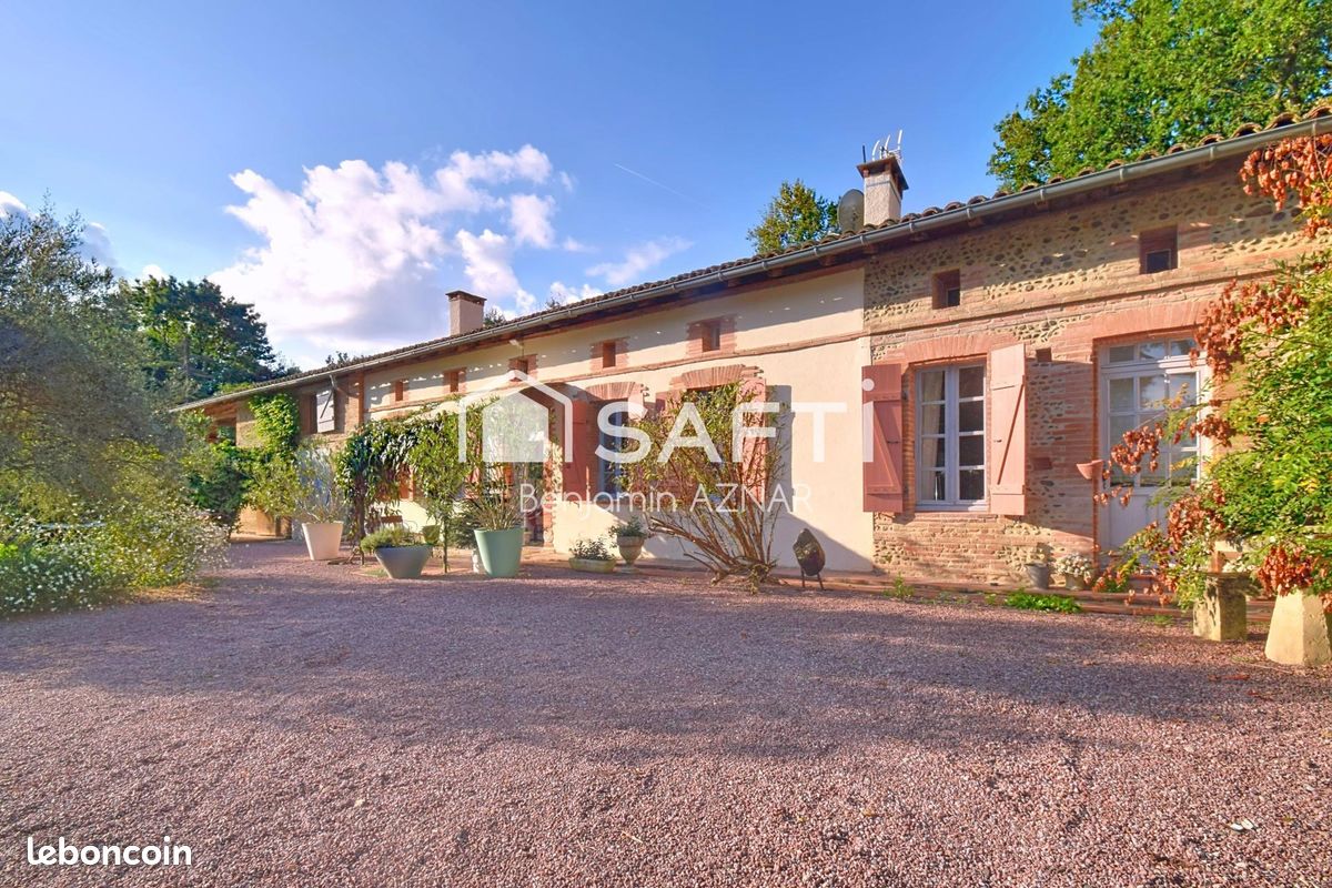 Maison 9 pièces 363 m² · à Lévignac · 363 m² · 675 000 €