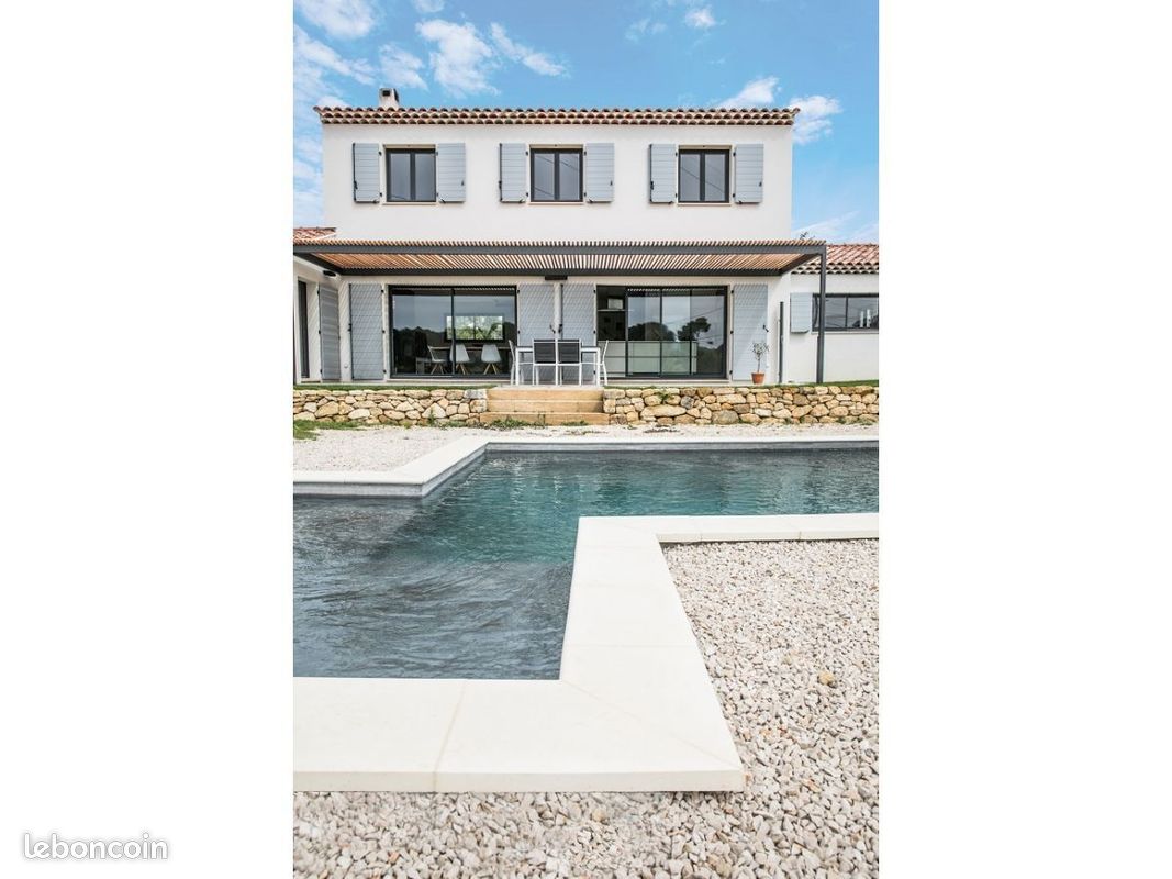 Maison 5 pièces 136 m² · à Cheval-Blanc · 136 m² · 536 000 €