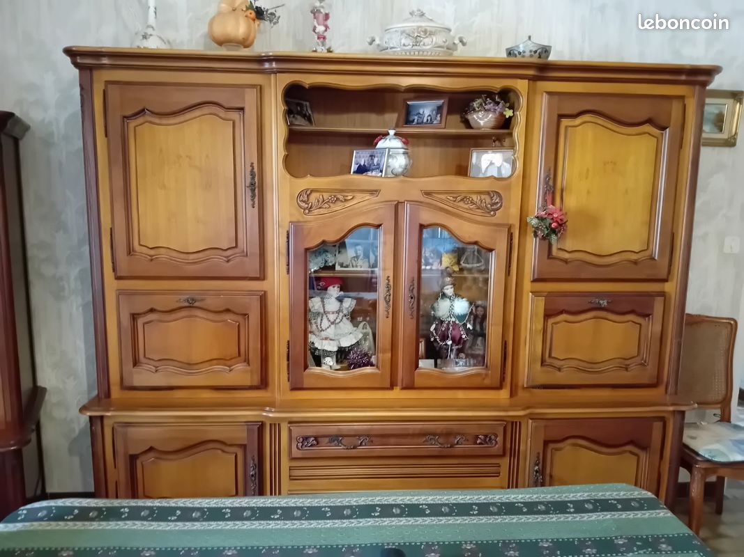 Meuble living en bois (image 1)