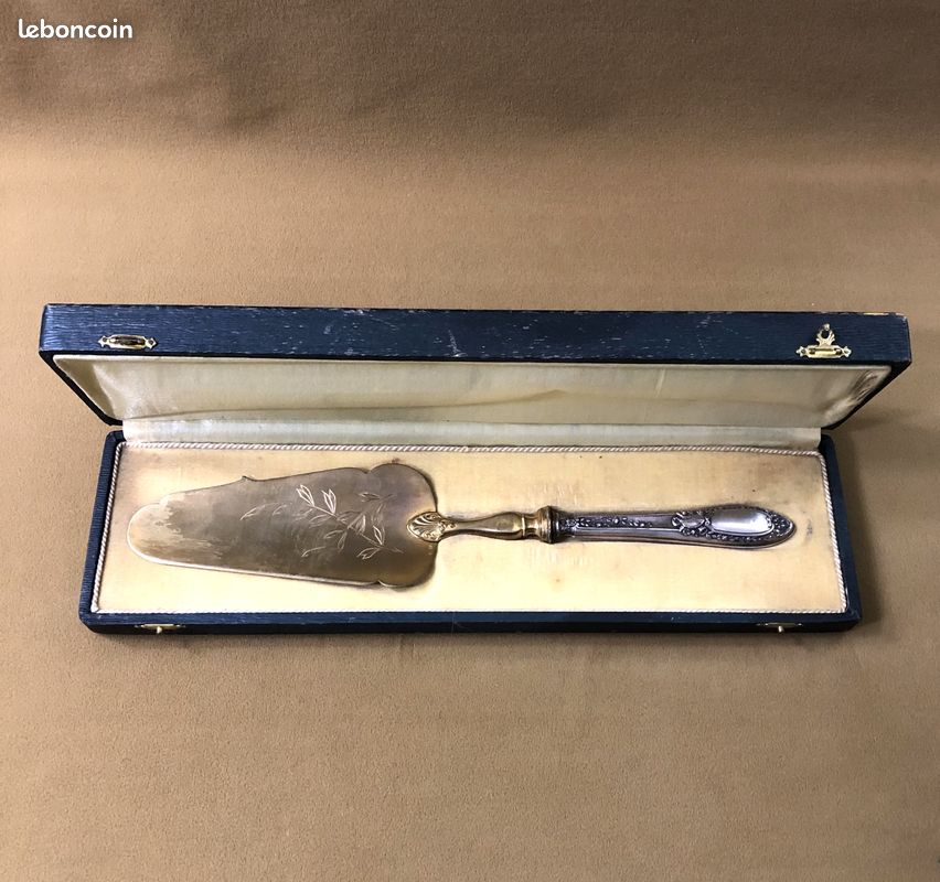 Pelle à poisson en argent, XIXe s. et pelle de service en