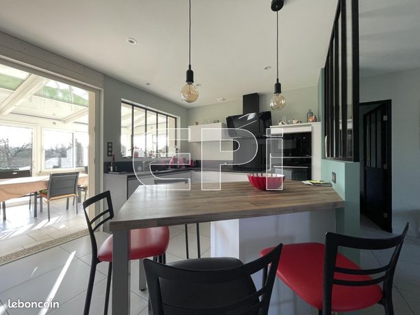 Maison 5 pièces 136 m²