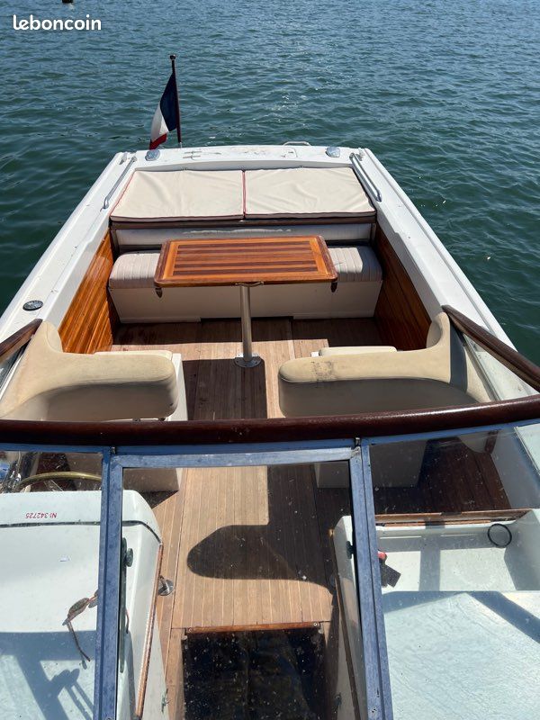 Chris Craft Lancer 23 (image 2)