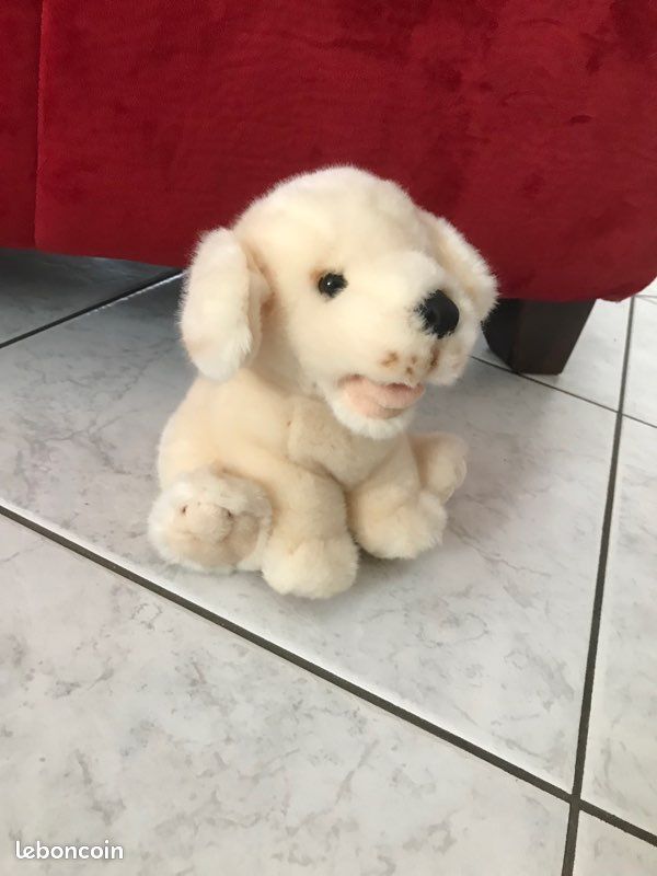 Petit chien en peluche (image 2)