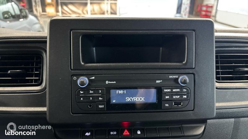 Renault Master Véhicule utilitaire ou Société F3500 L3H3 2.3 Blue dCi 135ch Confort Euro6E (image 13)
