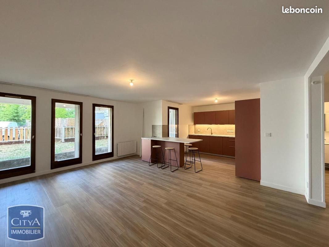 Appartement 2 pièces 69 m² · à Grenoble · 69 m² · 885 €/mois