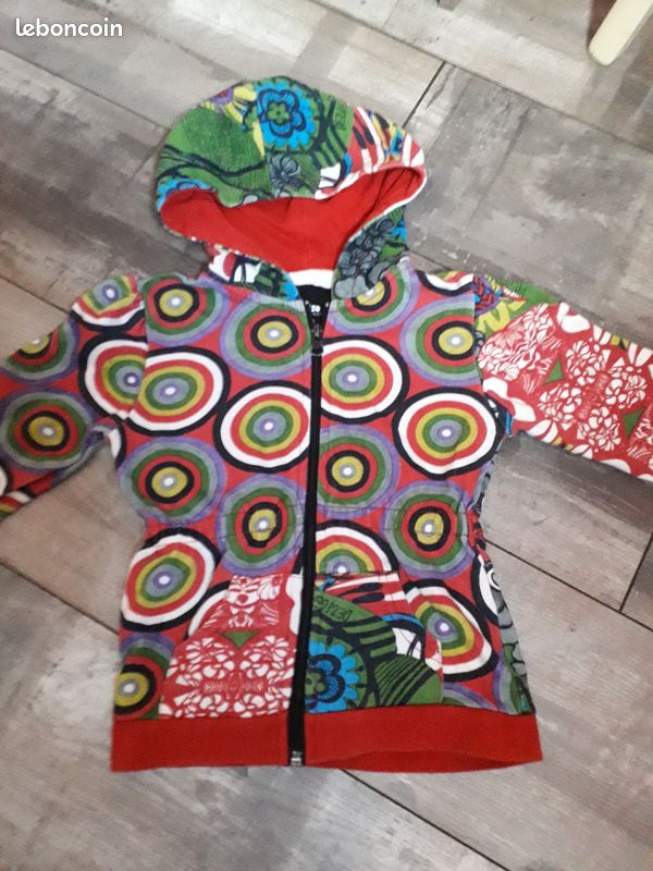 Vêtements fille 4/5 ans (image 4)
