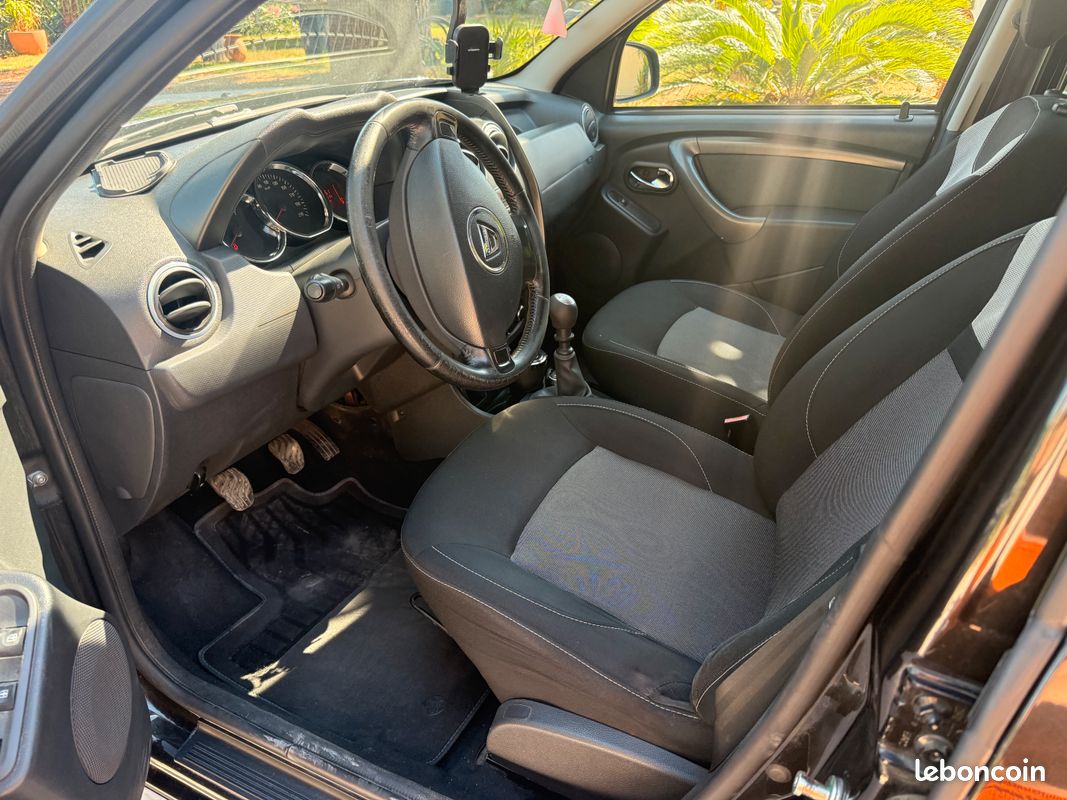 Dacia Duster 4x2 Black Touch (image 8)