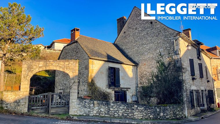 Maison 6 pièces 250 m²