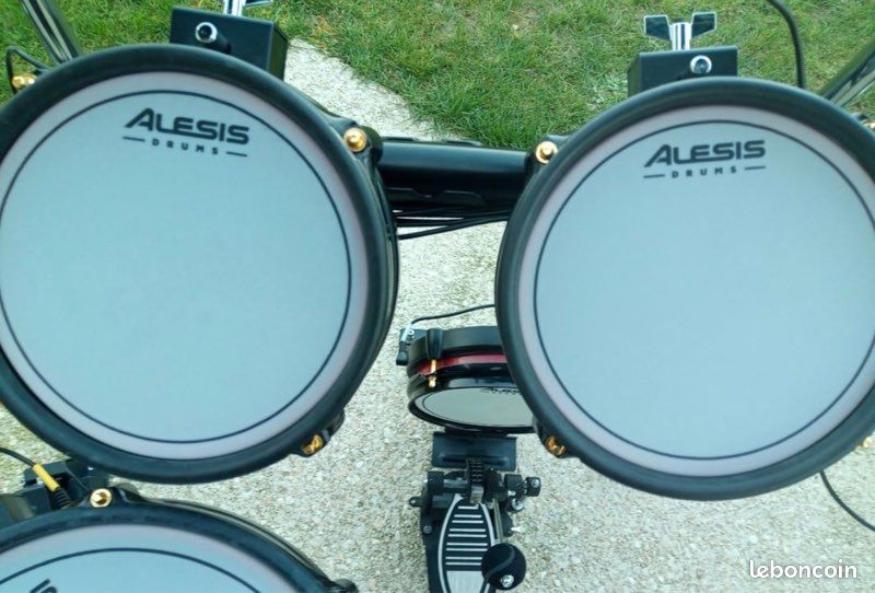 Batterie électronique alesis crimson 2 SE KIT+siège et casque etc (image 2)