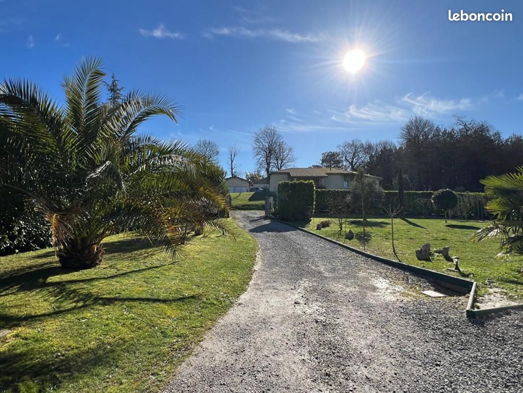 Maison 5 pièces 98 m² - Pouillon 40350 (image principale 5)