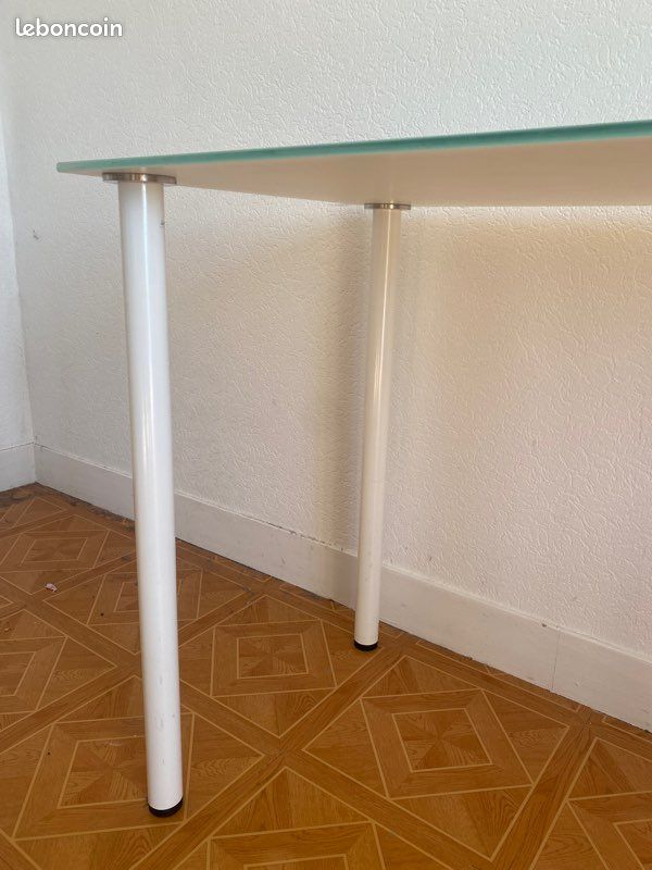 Bureau en verre (image 3)