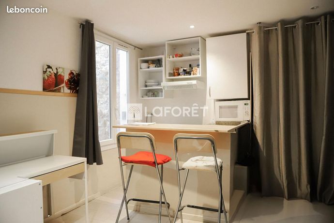 Studio 1 pièce 17 m²