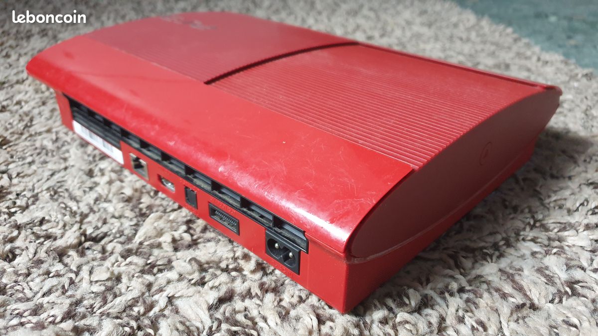 Console Sony PlayStation 3 Ultra Slim Rouge - Occasion - Testée Et Fonctionne
