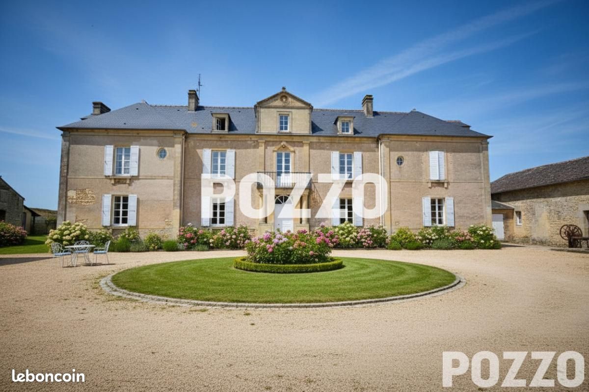 Immeuble 435 m² · à Le Fresne-Camilly · 435 m² · 895 000 €