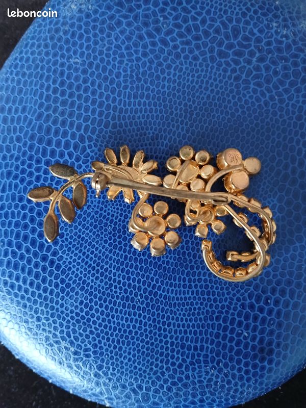 Broche Vintage Con Strass Blu - Accessorio Antico Di Moda