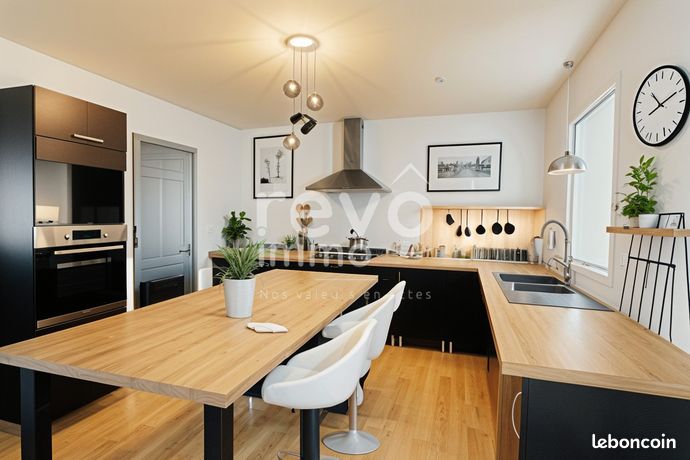 Maison 7 pièces 153 m²
