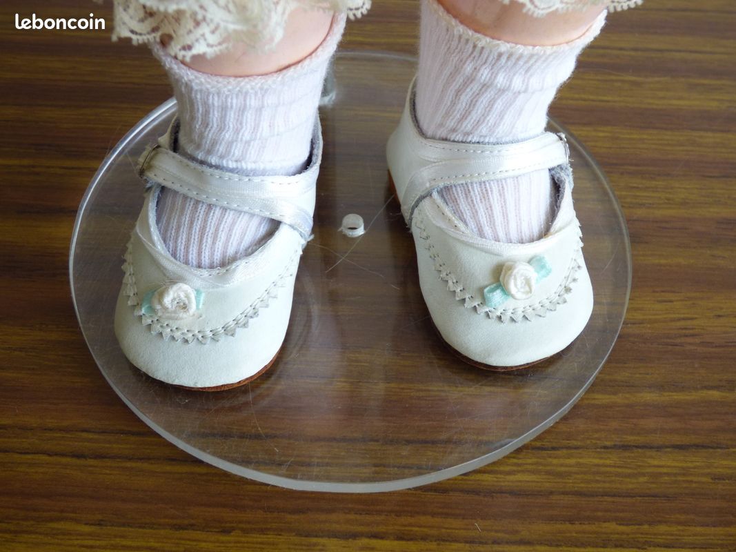 POUPÉE MIGNONNETTE ANCIENNE TÊTE EN BISCUIT SFBJ MOULE 301