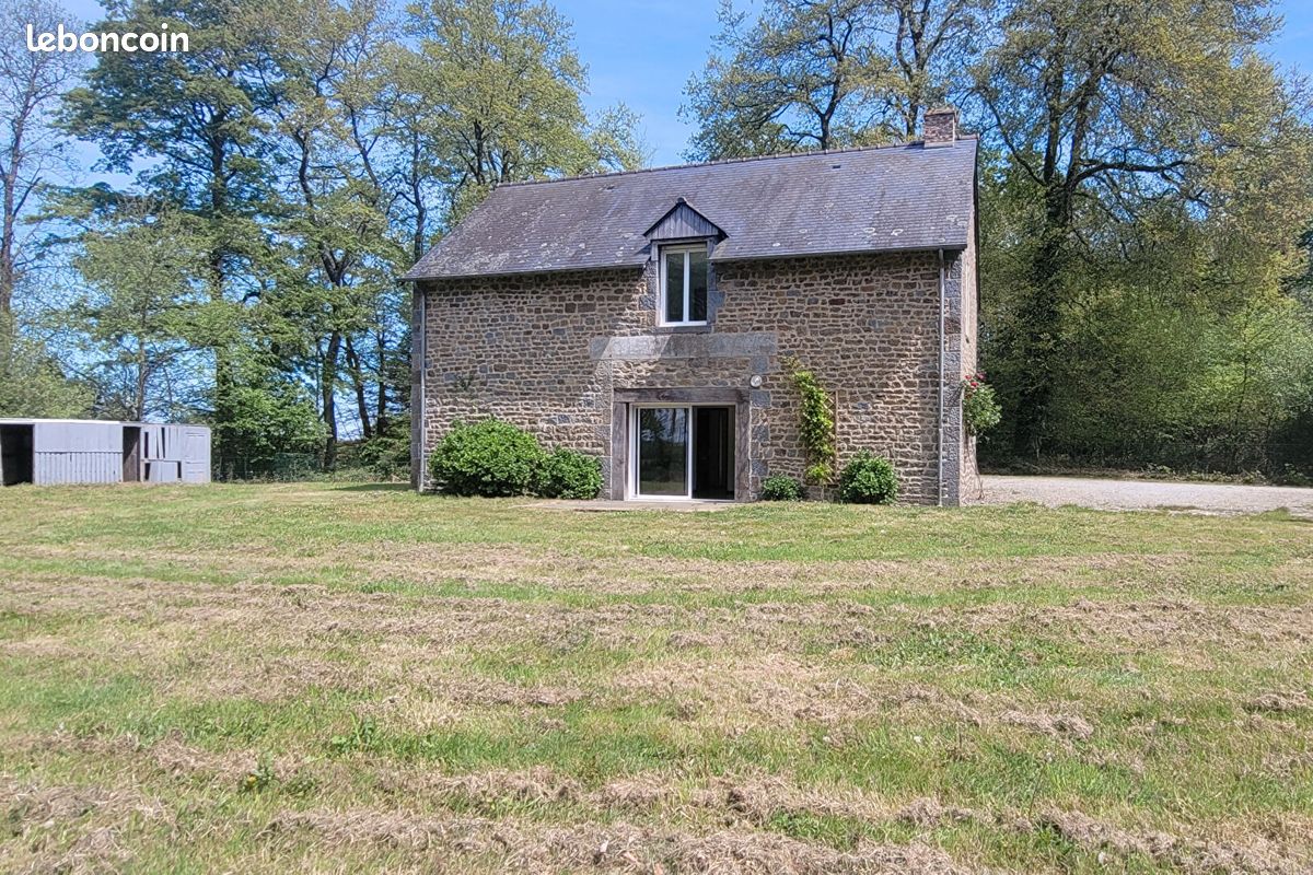 Maison 5 pièces 114 m² · à Meillac · 114 m² · 900 €/mois
