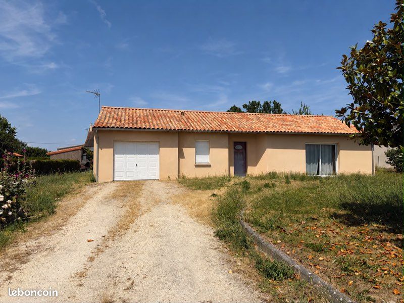 Maison 4 pièces 151 m² · à Chalais · 150,6 m² · 200 000 €