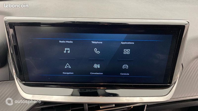 Peugeot 208 1.2 Hybrid 110ch Style e-DCS6 (image 18)