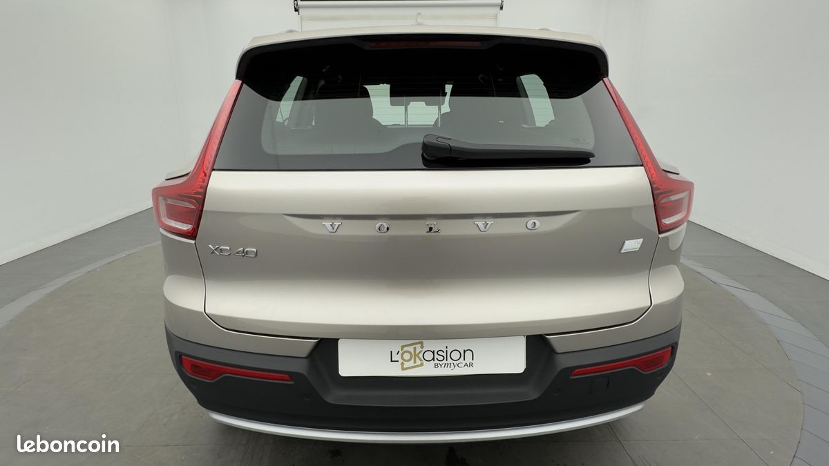VOLVO XC40 T4 Recharge 129+82 ch DCT7 Start (image 4)
