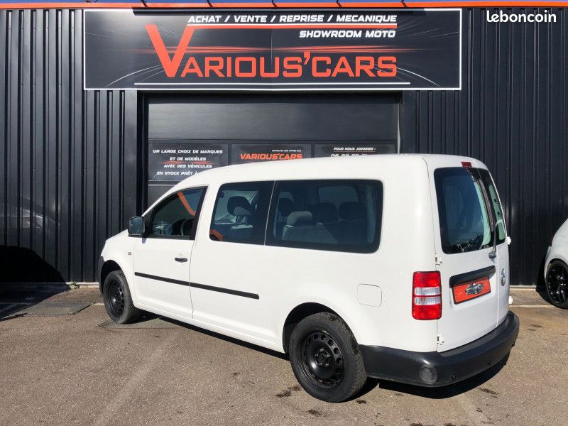 Volkswagen CADDY MAXI 1.6 TDI 102 CH BLUEMOTION TECHNOLOGY TRAMPER (image 2)