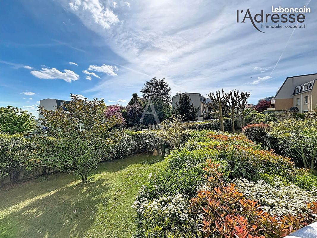 Appartement 1 pièce 23 m² · à Suresnes · 23 m² · 189 000 €