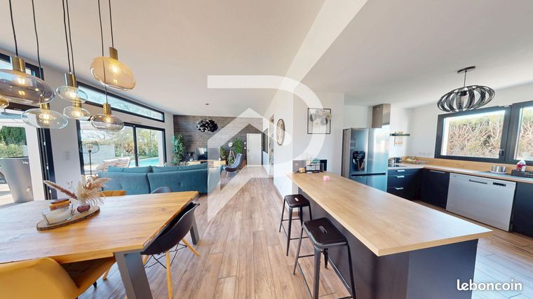 Maison 6 pièces 151 m²