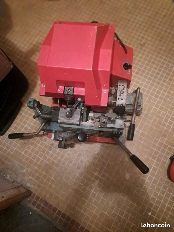 3 CLAVELES Support à Jambon Pliable pivotant 2 Positions en Bois et Acier Inoxydable 47 x 18