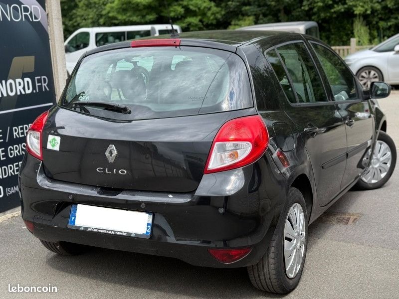 Renault CLIO III 1.2 16V 75CH AUTHENTIQUE 5P lpg/essence (image 3)