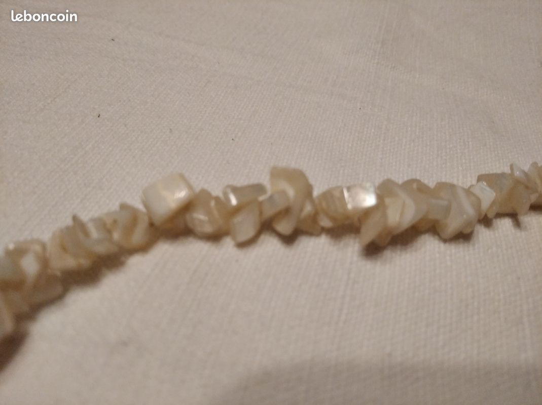 Collier en nacre blanc (image 2)