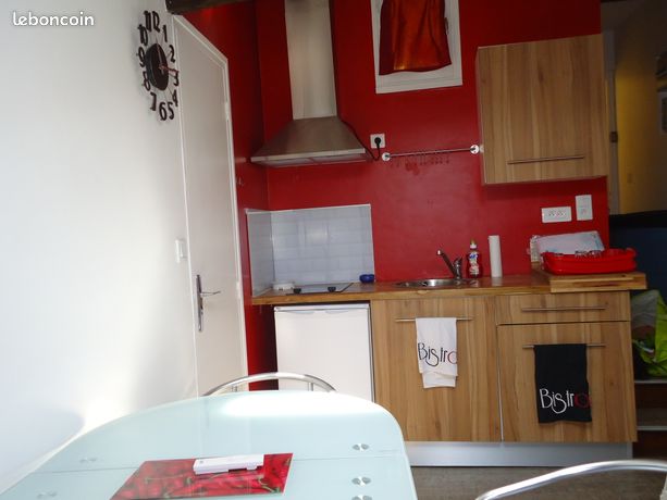 A louer studio meublé AGEN 355 libre au 1er Mai