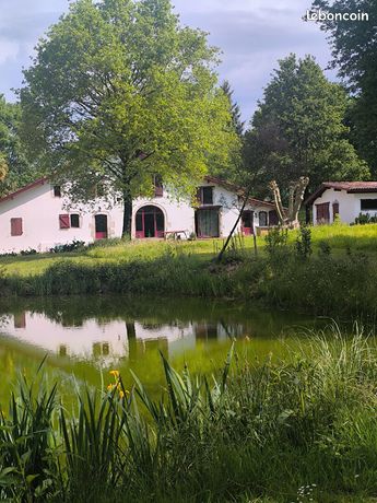 Ferme 6 pièces 330 m²