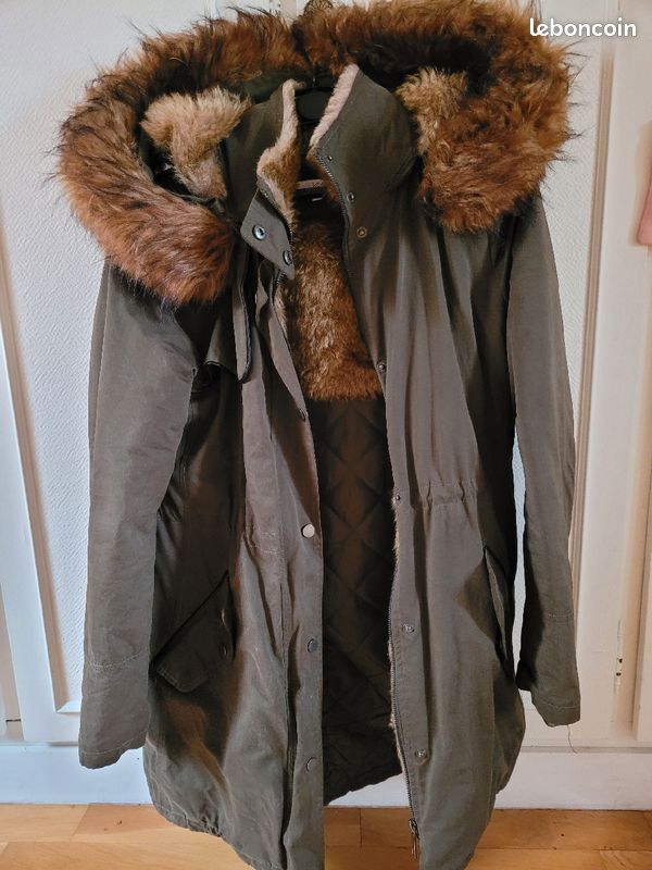 Parka /manteau à capuche fourrure Jacqueline riu S/36 Vêtements