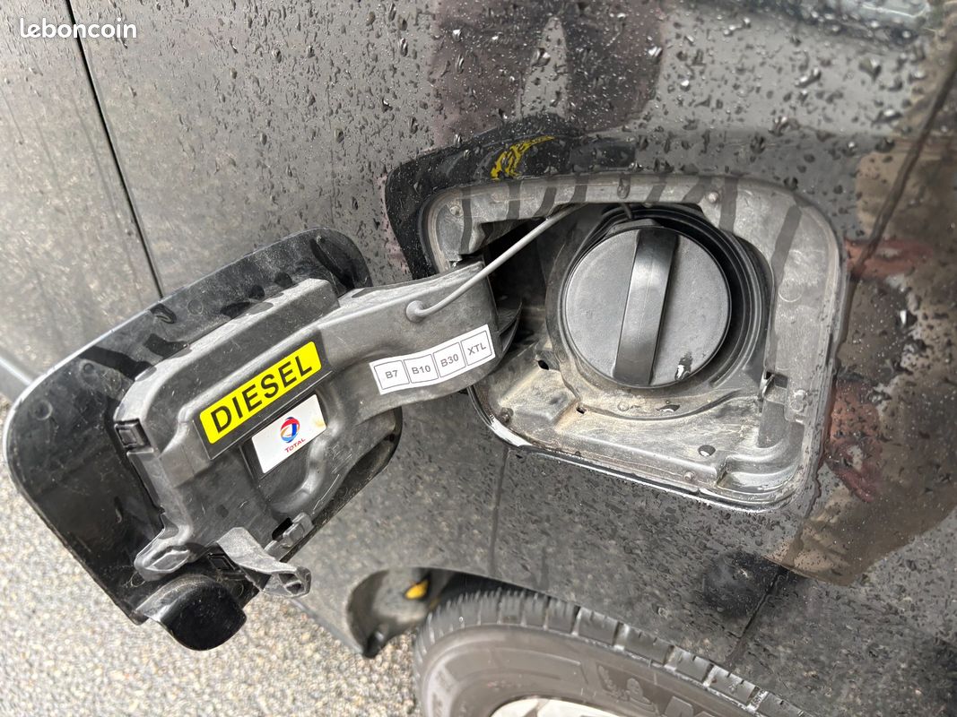 Peugeot expert cabine approfondie standard bluehdi 180 ss eat8 fixe asphalt / tva recuperable (image 34)