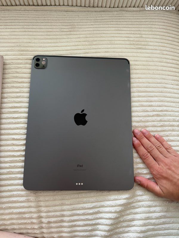 IPad Pro 12,9” M1 256 Go Wi-Fi Gris Sidéral (image 2)