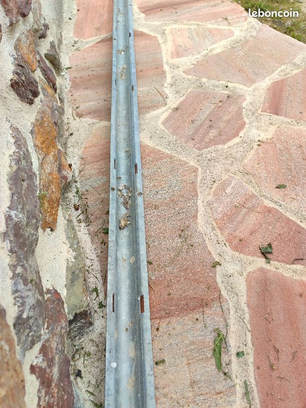 Barre acier galva passe cable (image 2)