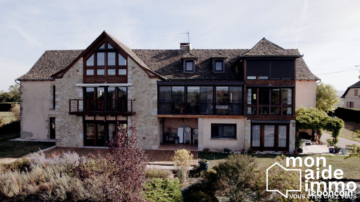 Maison 14 pièces 532 m² · à Rodez · 532 m² · 1 080 000 €