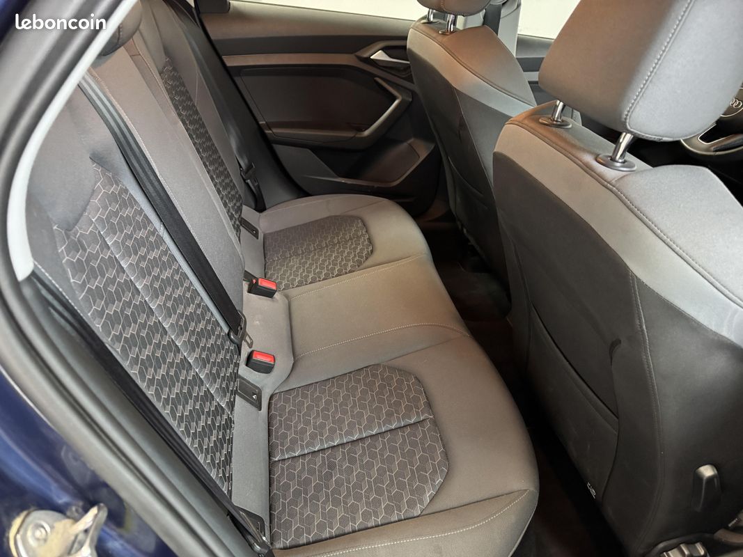 AUDI A1 Sportback 30 TFSI 110 ch S tronic 7 Advanced (image 13)
