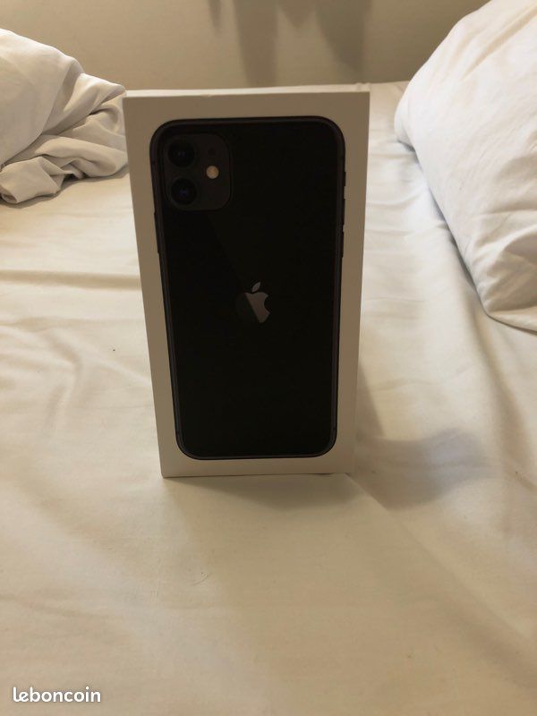 Boîte iPhone 11 petite et grosse (image 2)