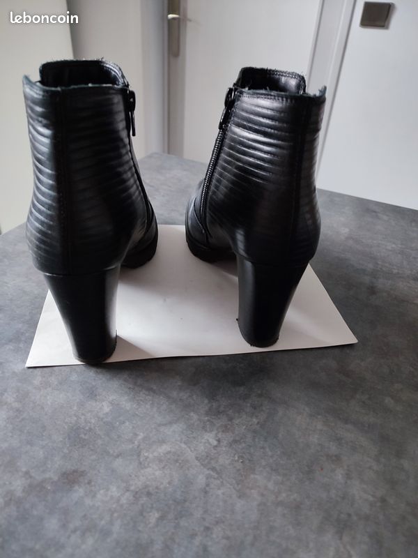 Bottines noires pointure 38 (image 3)