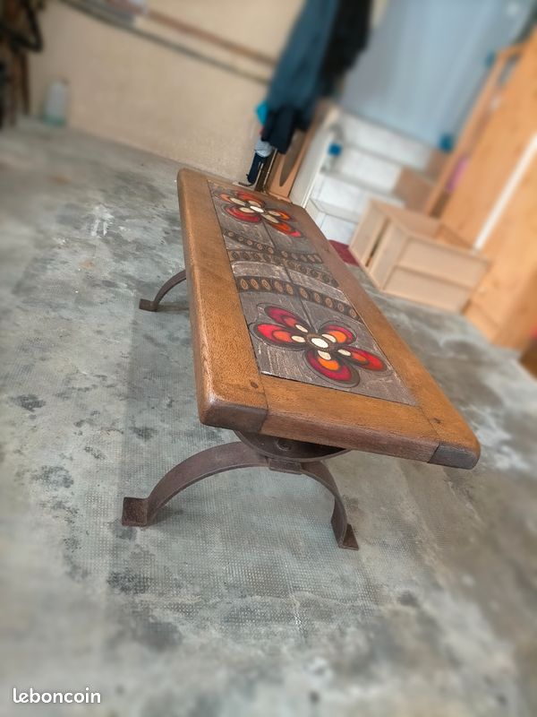 Table basse bois, fer forgé, déco sur minéral (image 1)