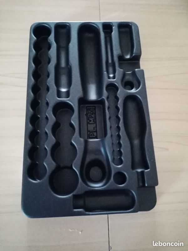 FACOM PL.M24 Plateau Plastique Noir - Solution De Rangement Modulaire Pour Outils
