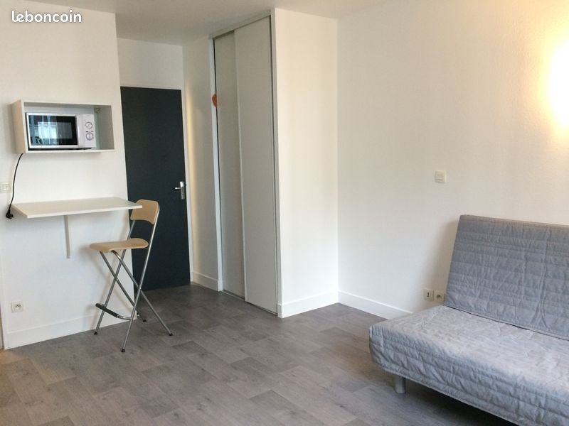 Appartement 1 pièce 17 m² · à Lille · 17 m² · 441 €/mois
