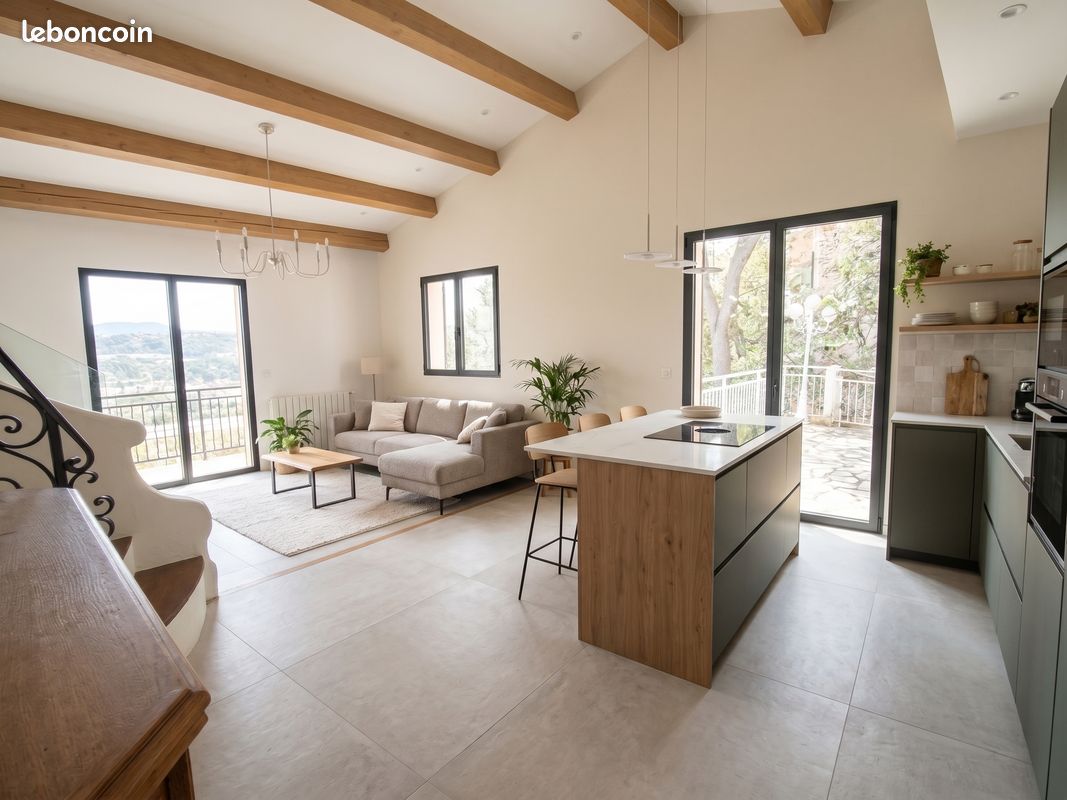 Appartement 4 pièces 82 m² · à Saint-Laurent-du-Var · 82 m² · 390 000 €