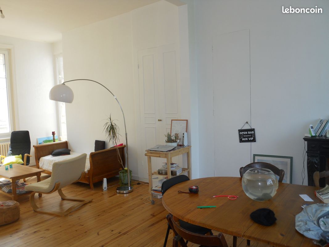 Appartement 4 pièces 100 m² · à Calais · 100 m² · 750 €
