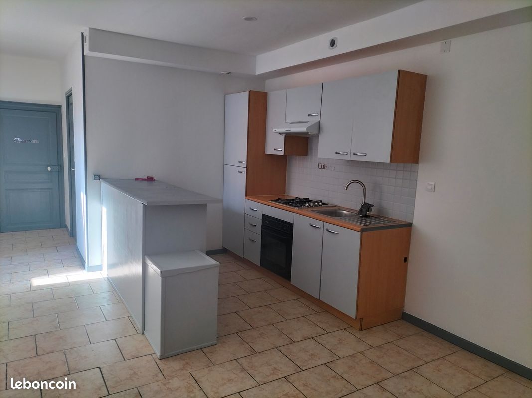 Appartement 2 pièces 40 m² · à Saint-Amand-en-Puisaye · 40 m² · 435 €/mois